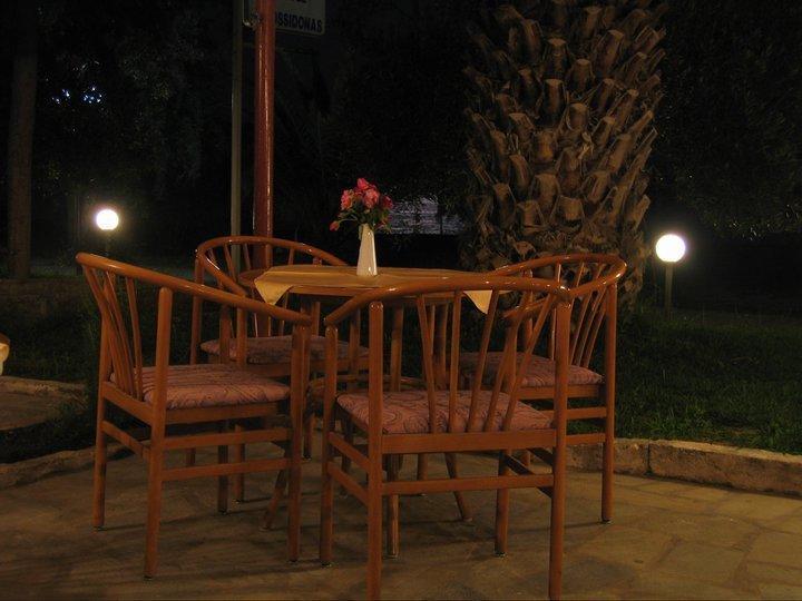 Possidona Beach Hotell Gerakini Exteriör bild