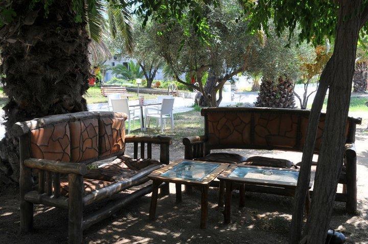 Possidona Beach Hotell Gerakini Exteriör bild