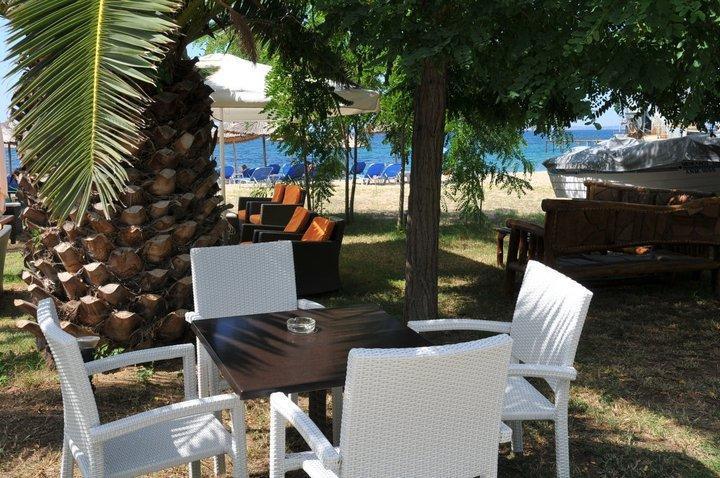 Possidona Beach Hotell Gerakini Exteriör bild