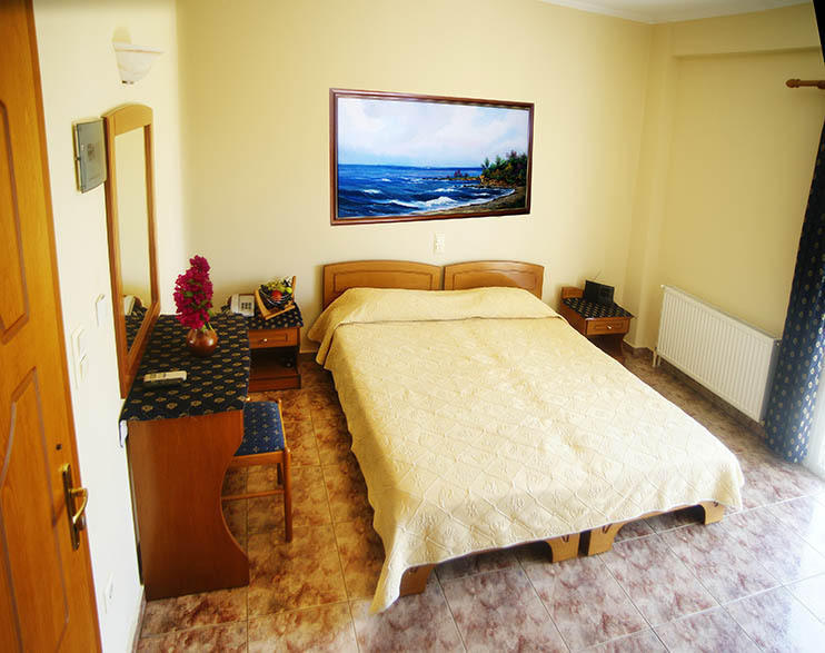 Possidona Beach Hotell Gerakini Rum bild